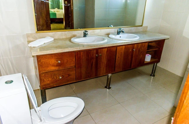 Palmas de Punta Cana Room bathroom